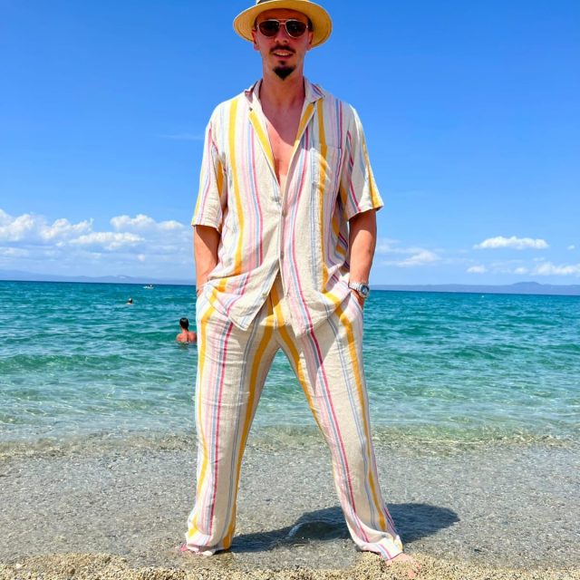 Ibiza Night – the set that does both 🖤 Crafted from breathable linen-viscose, it’s perfect for those cool island evenings… and hot moments too. @yani.wealth is owning the look under the Greek sun 🫶🏼🔥 #MOAcollection #unisex #ibizastyle #islandstyle #myconosvibes #resortwear